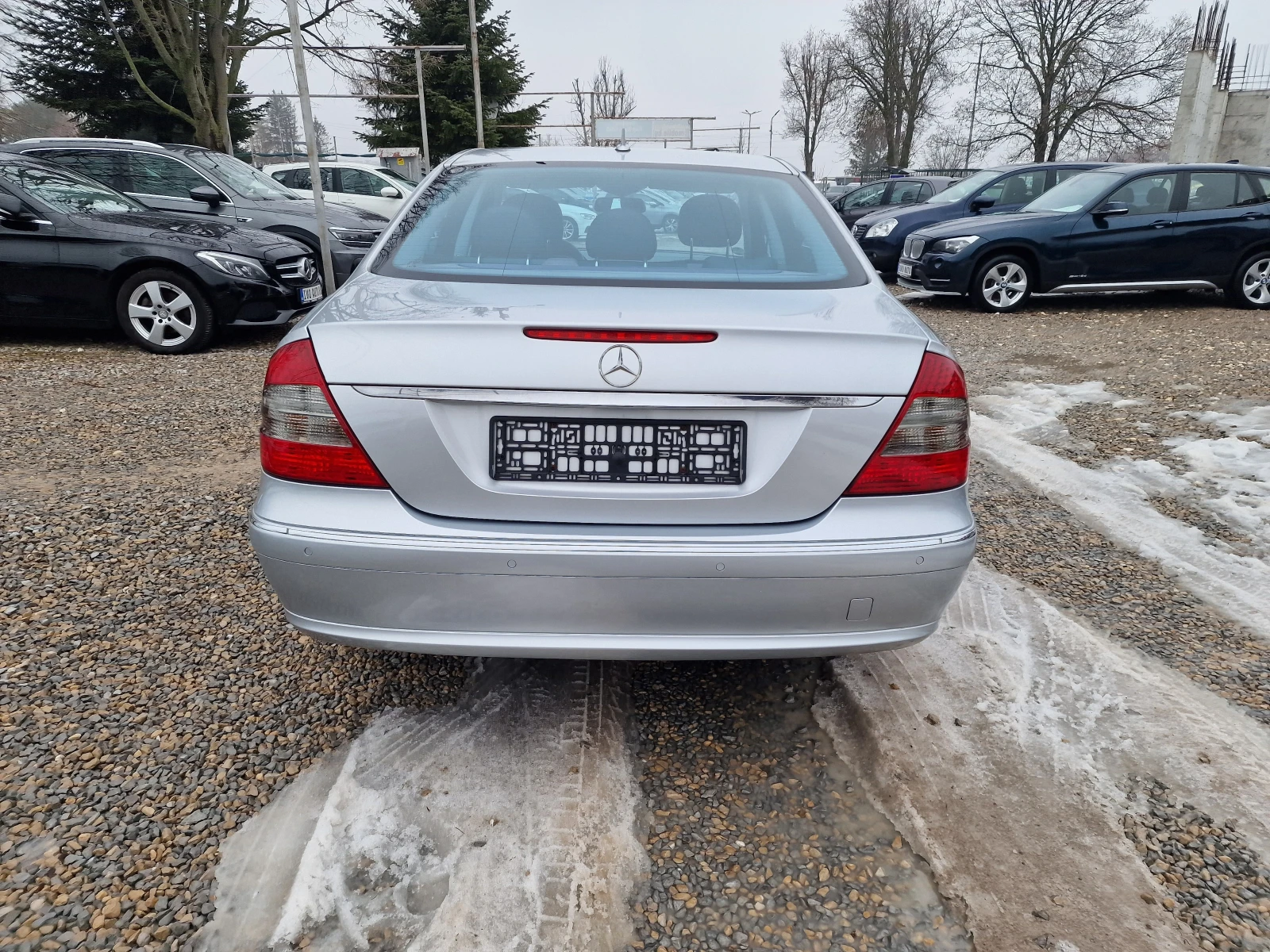 Mercedes-Benz E 280 3.0CDI-190k.s-EVO-NAVI-AVANTGARDE-FULL - изображение 5