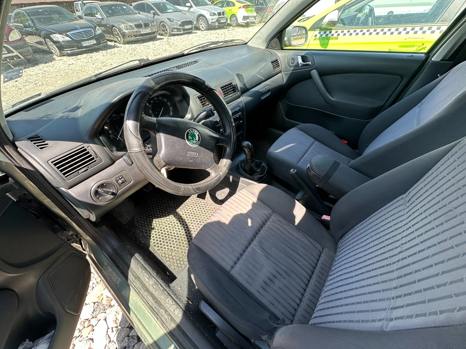 Skoda Octavia 2.0 MPI Elegance - изображение 3