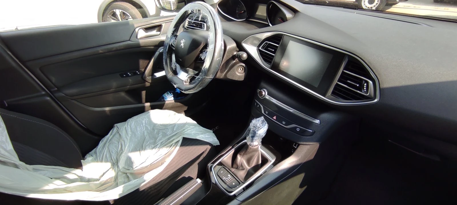 Peugeot 308  - изображение 7