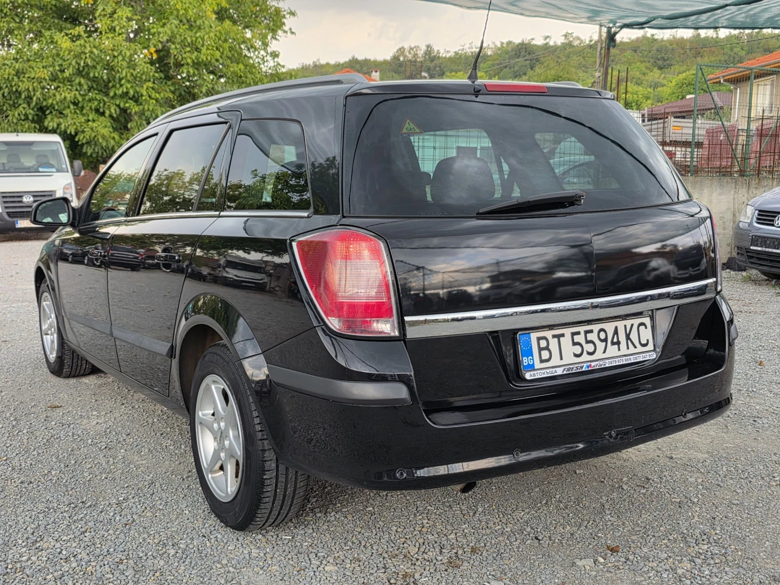 Opel Astra 1.8 i 125 К.С. ГАЗ / ПАНОРАМА / ВСИЧКО ПЛАТЕНО  - изображение 3
