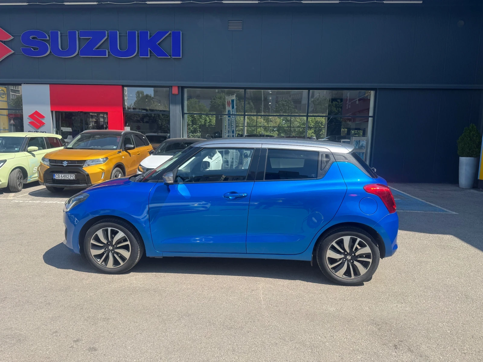 Suzuki Swift 1.2 GLX ГАРАНЦИОННЕН - изображение 4