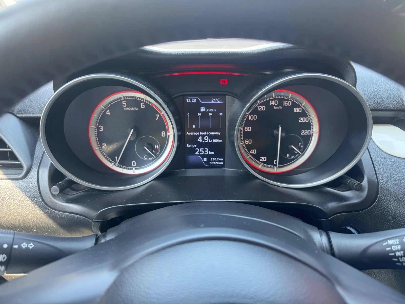 Suzuki Swift 1.2 GLX ГАРАНЦИОННЕН - изображение 8