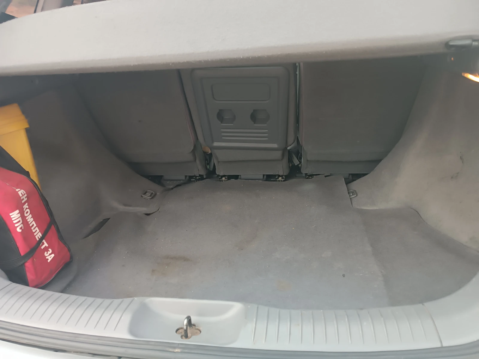Nissan Almera tino  - изображение 9