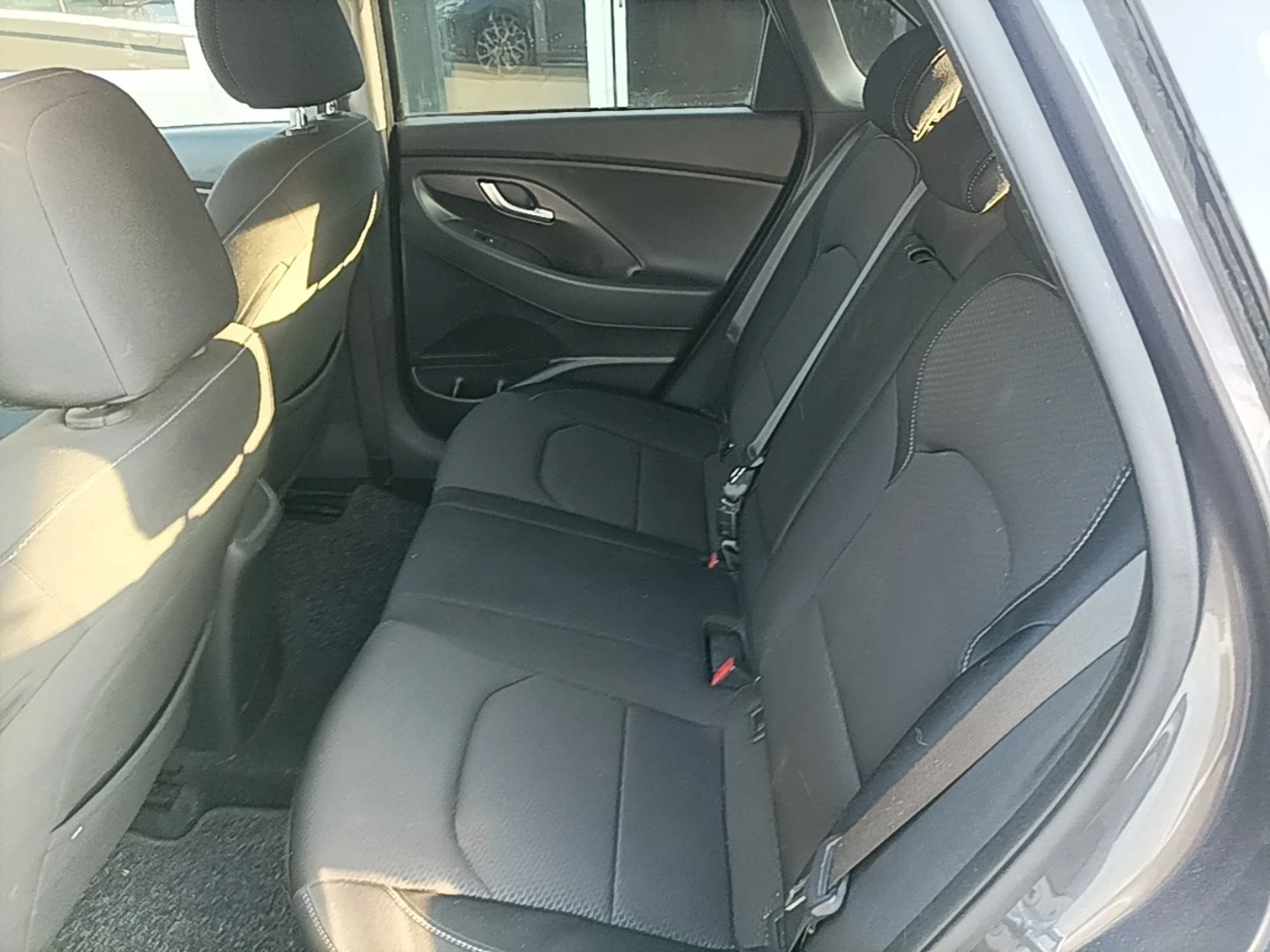 Hyundai I30 1.6 - изображение 7