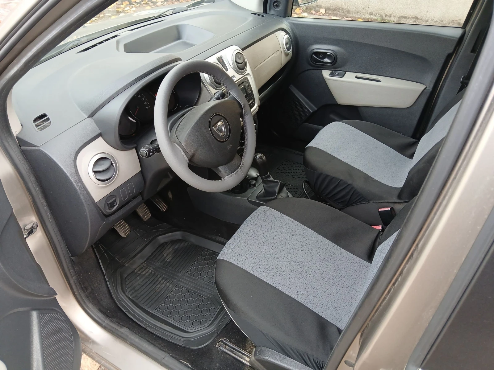 Dacia Lodgy 6+ 1 - изображение 5