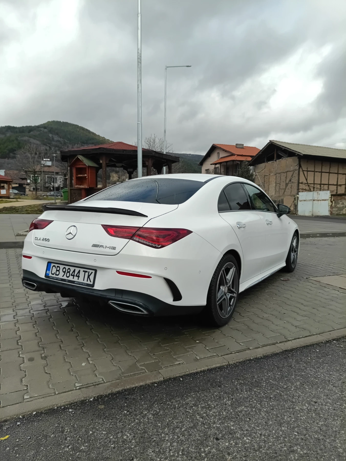 Mercedes-Benz CLA 250  - изображение 4