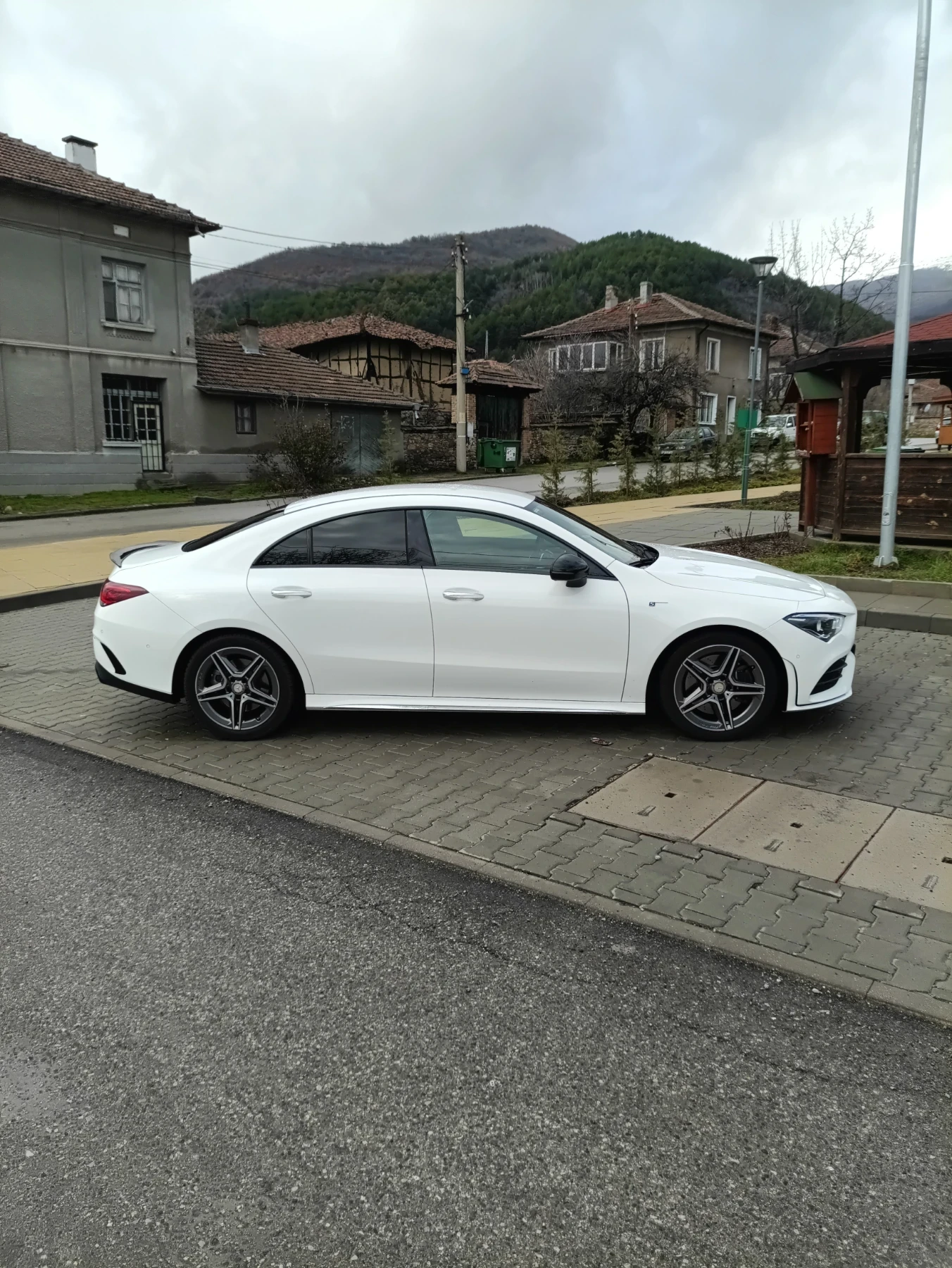 Mercedes-Benz CLA 250  - изображение 3