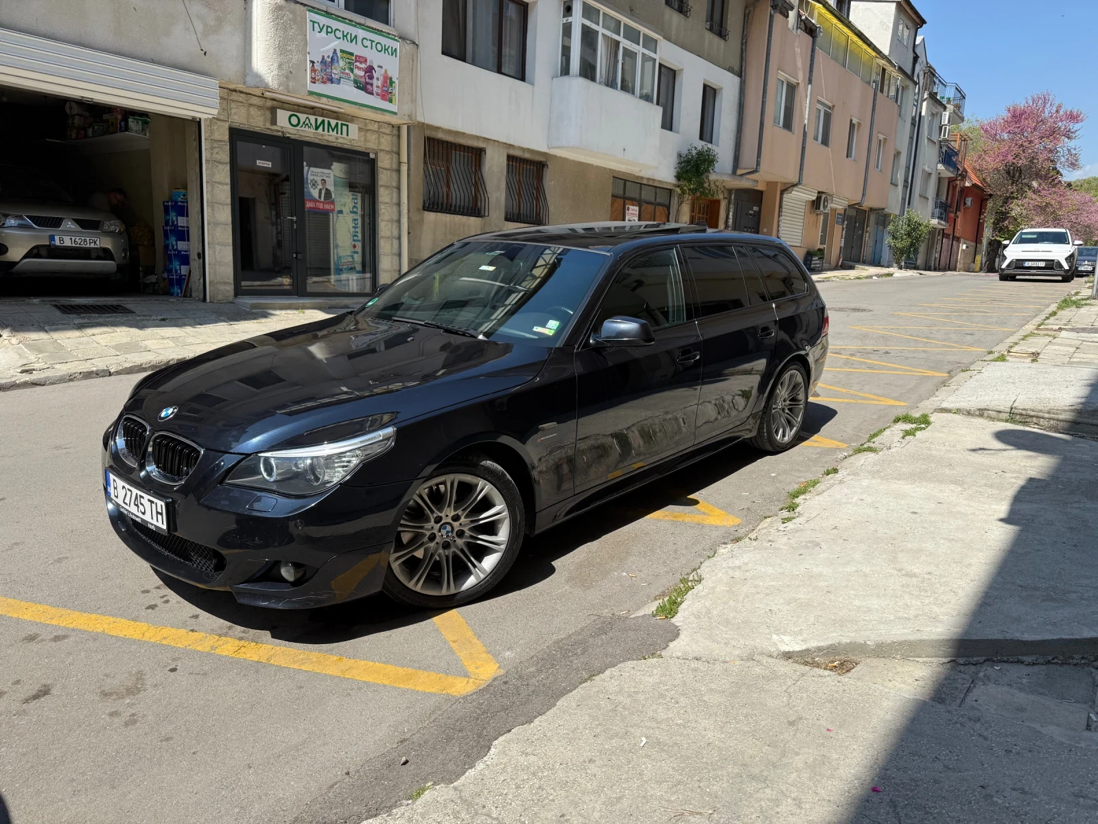 BMW 525 3.0 LCI - изображение 4