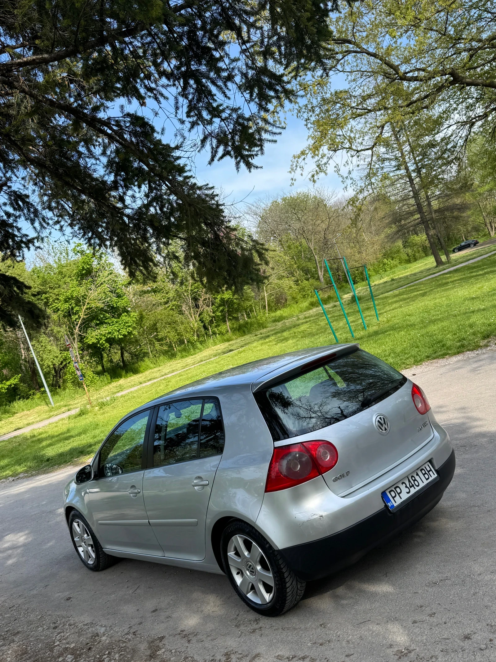 VW Golf TDI, снимка 5 - Автомобили и джипове - 54420456