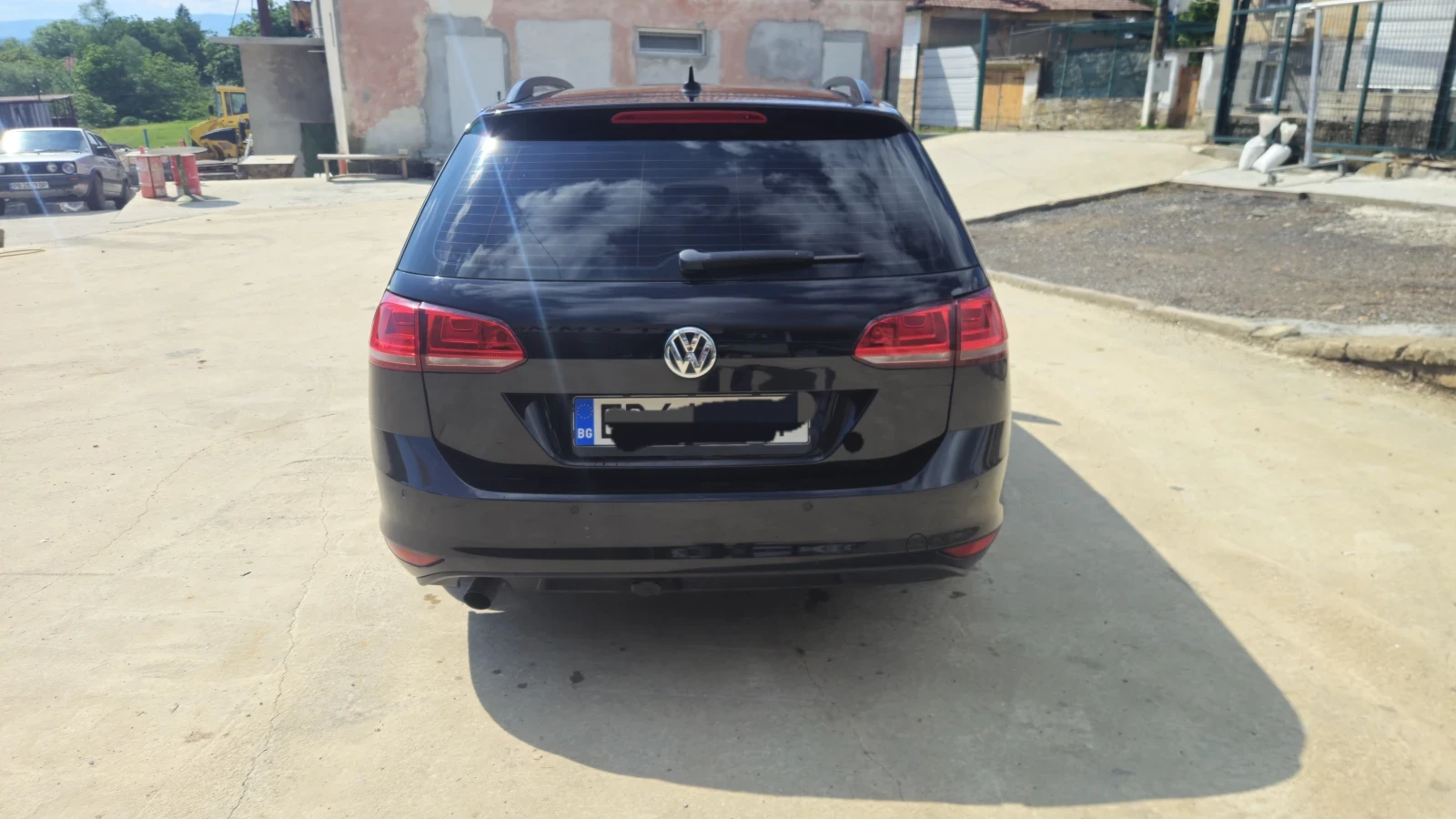 VW Golf 1.6TDI, снимка 5 - Автомобили и джипове - 54478650