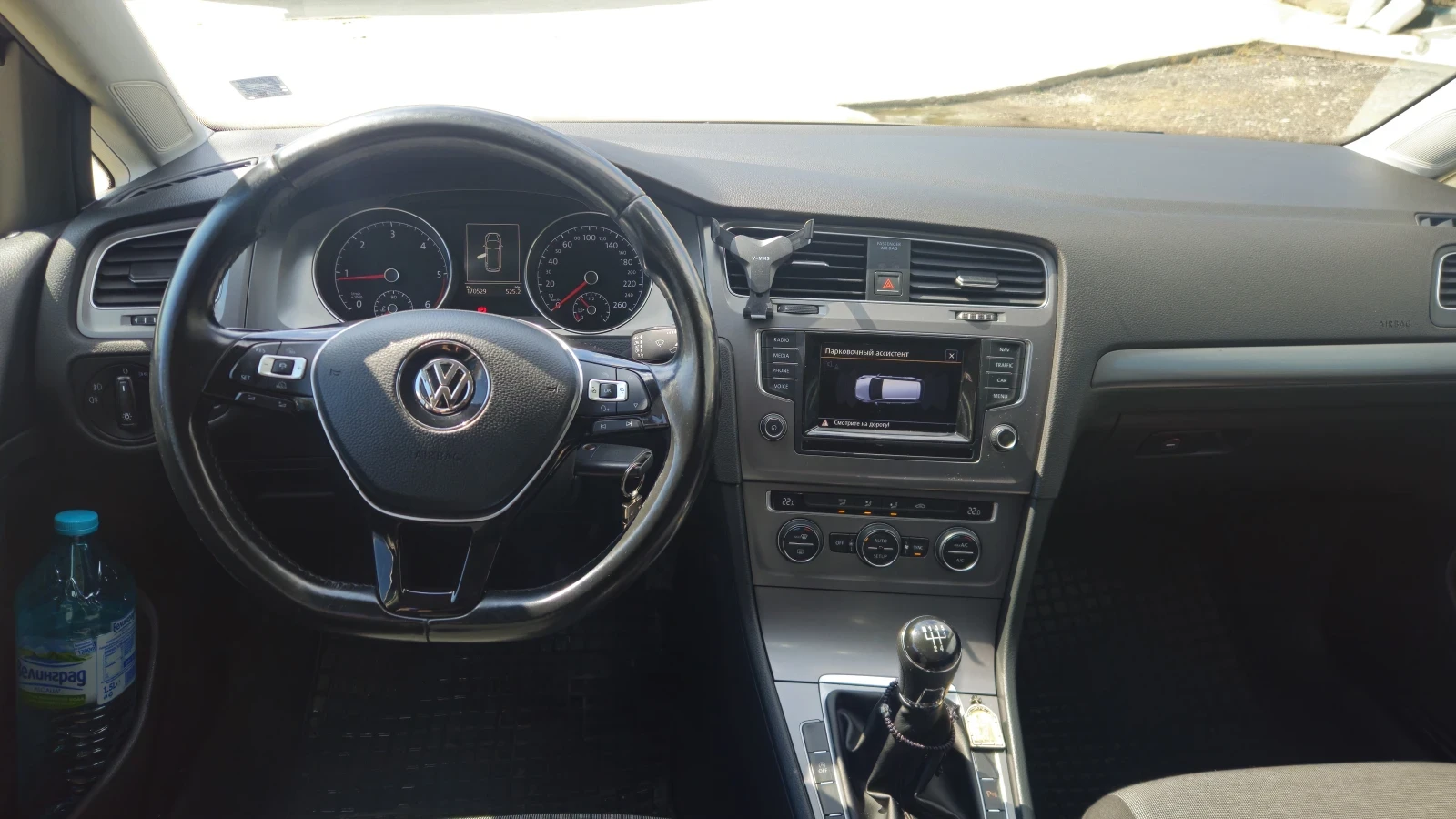 VW Golf 1.6TDI, снимка 7 - Автомобили и джипове - 54478650
