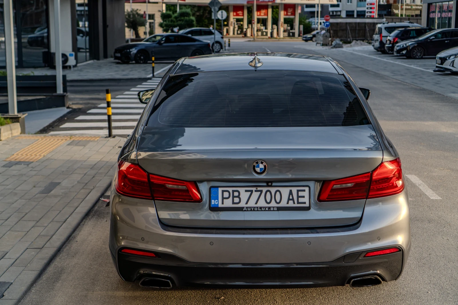 BMW 520 M PAKET XDRIVE СЕРВИЗНА ИСТОРИЯ, снимка 7 - Автомобили и джипове - 54726198