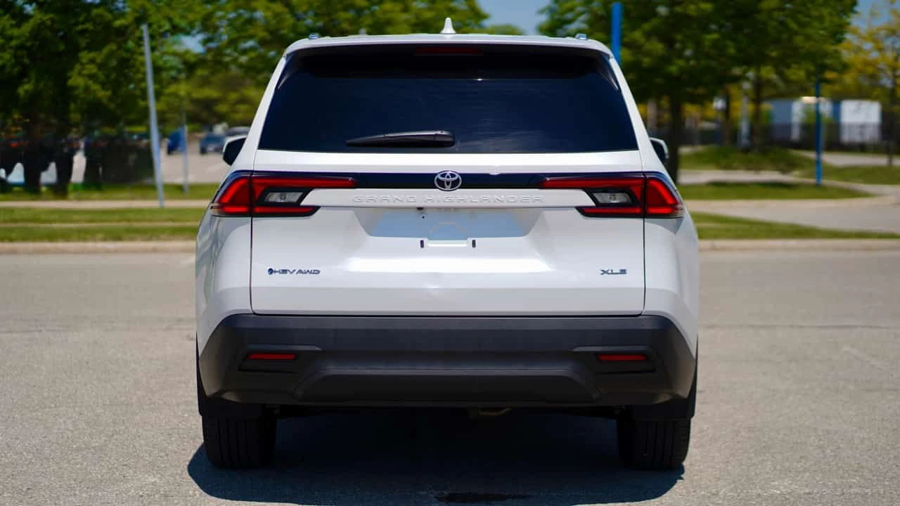 Toyota Grand Highlander * Hybrid * CARFAX * ПОДГРЕВИ * KEYLESS * 2 КЛЮЧА, снимка 4 - Автомобили и джипове - 54755591