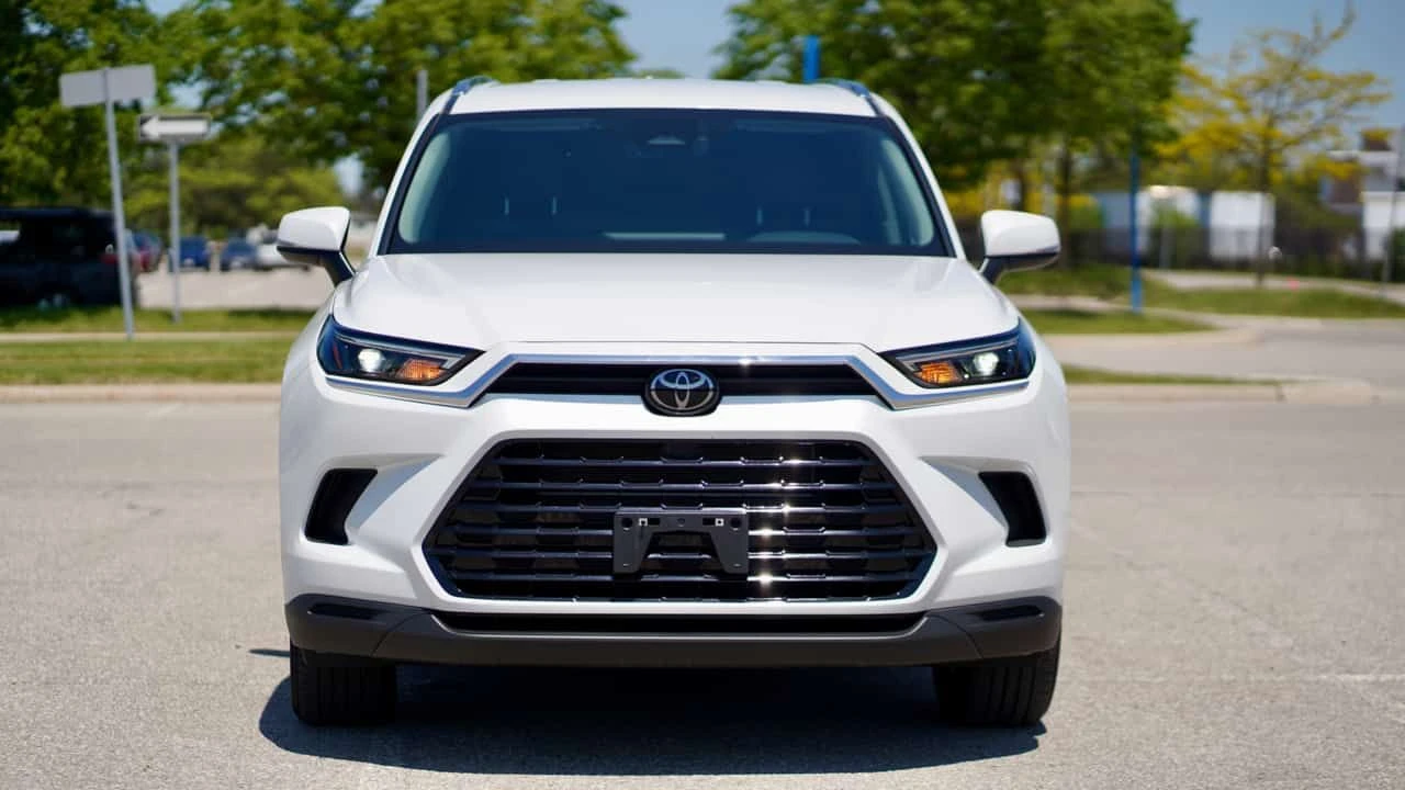 Toyota Grand Highlander * Hybrid * CARFAX * ПОДГРЕВИ * KEYLESS * 2 КЛЮЧА, снимка 6 - Автомобили и джипове - 54755591