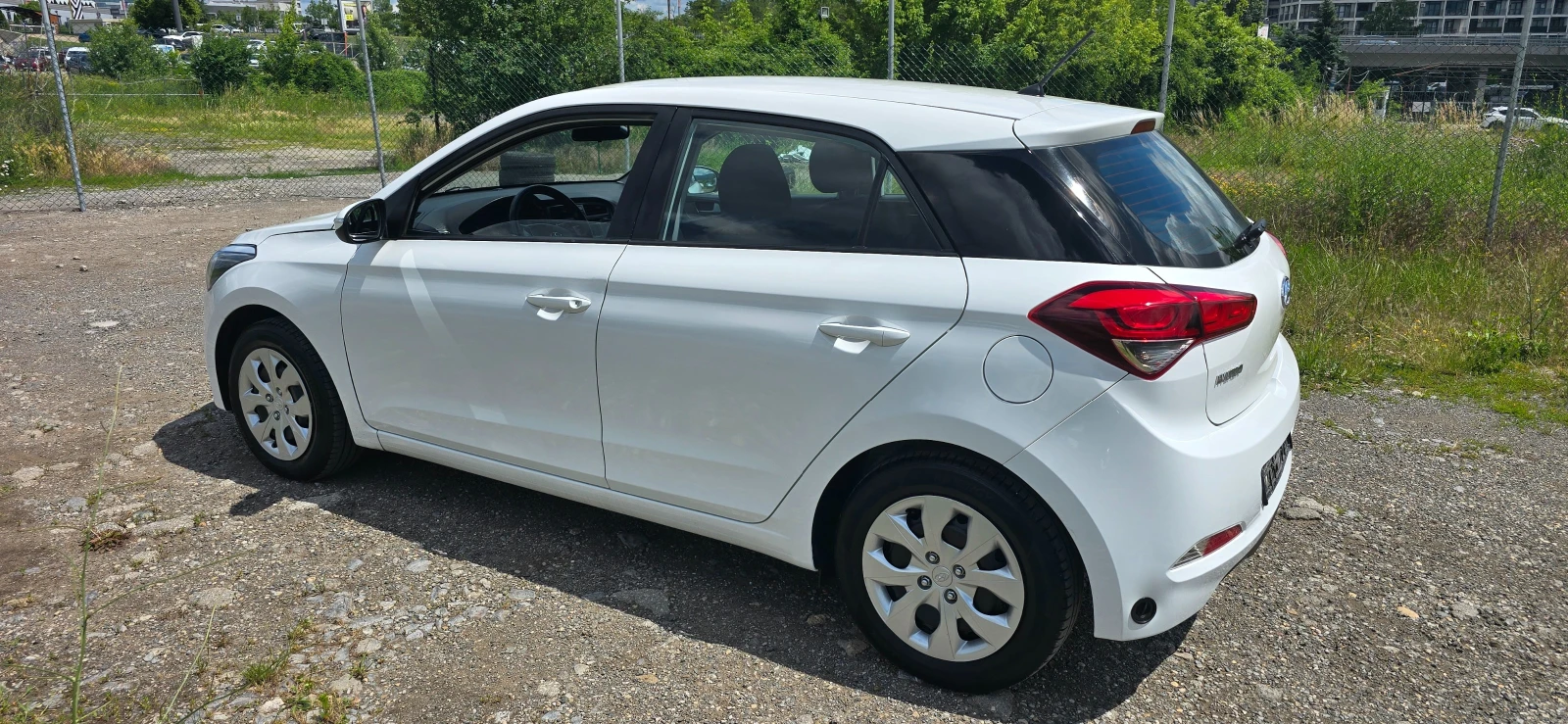Hyundai I20 1.2.Бензин.газ.евро6, снимка 3 - Автомобили и джипове - 54898324