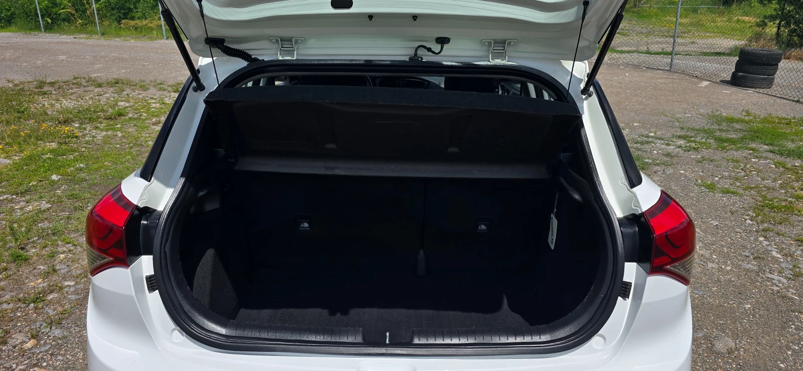 Hyundai I20 1.2.Бензин.газ.евро6, снимка 9 - Автомобили и джипове - 54898324