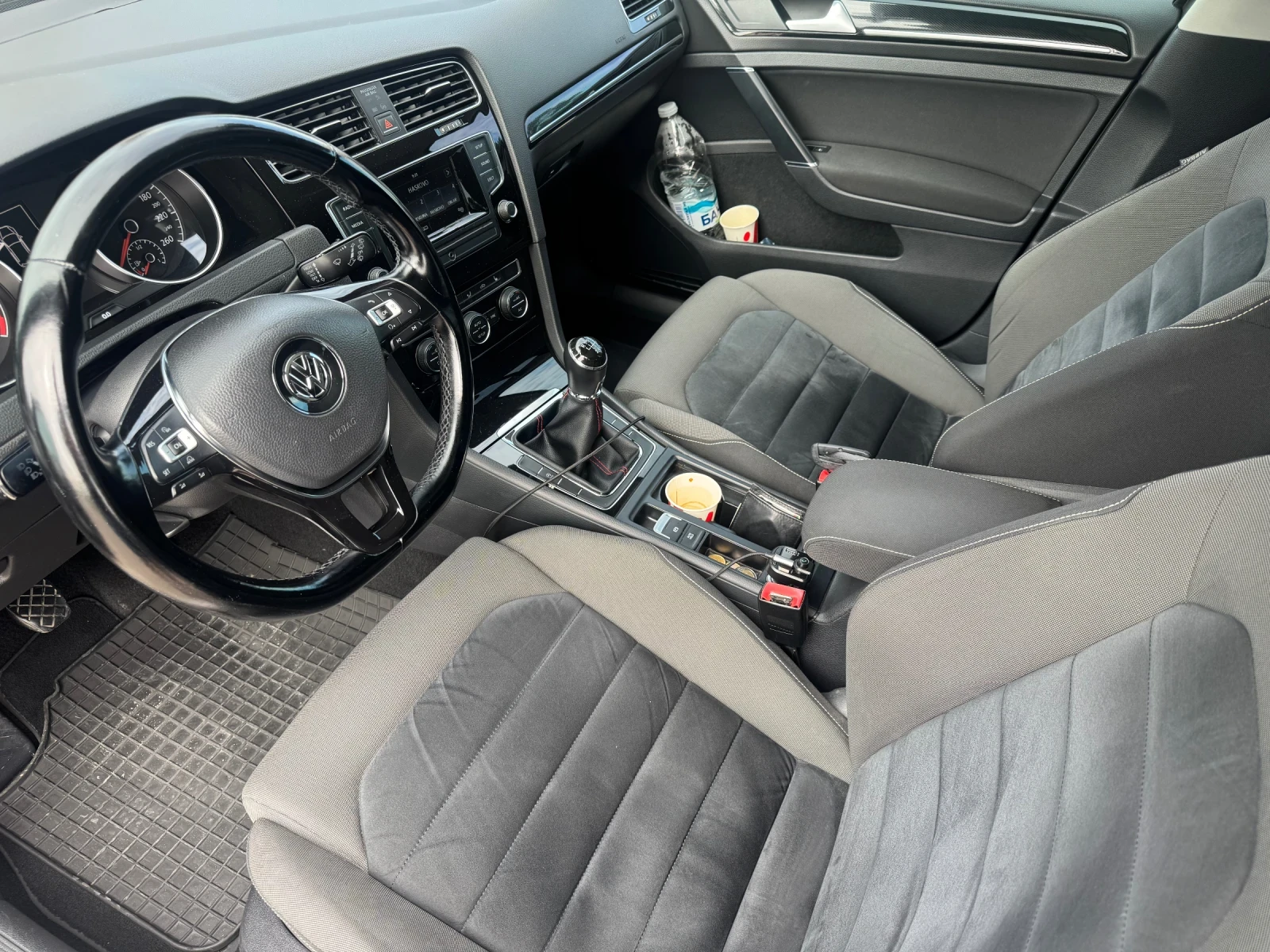 VW Golf 2.0TDI 150ps, снимка 4 - Автомобили и джипове - 54923777