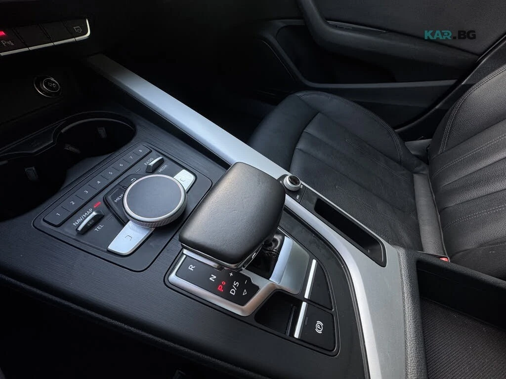 Audi A4 quattro * Komfort * АвтоКредит * (ЦЕНА ДО БГ), снимка 17 - Автомобили и джипове - 54946389