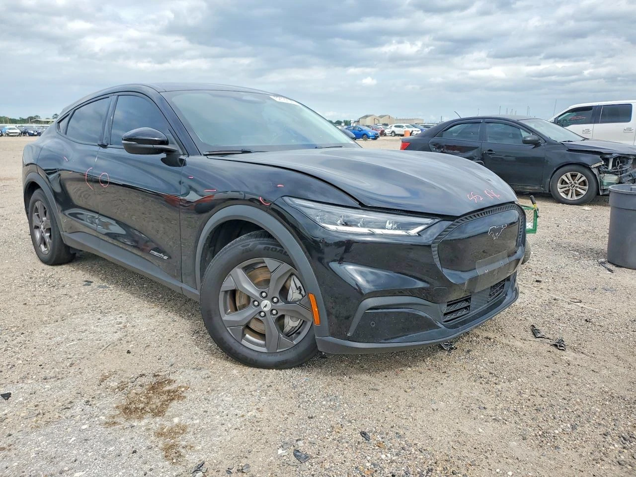 Ford Mustang Mach-E SELECT | Mobile.bg � ����������� 1