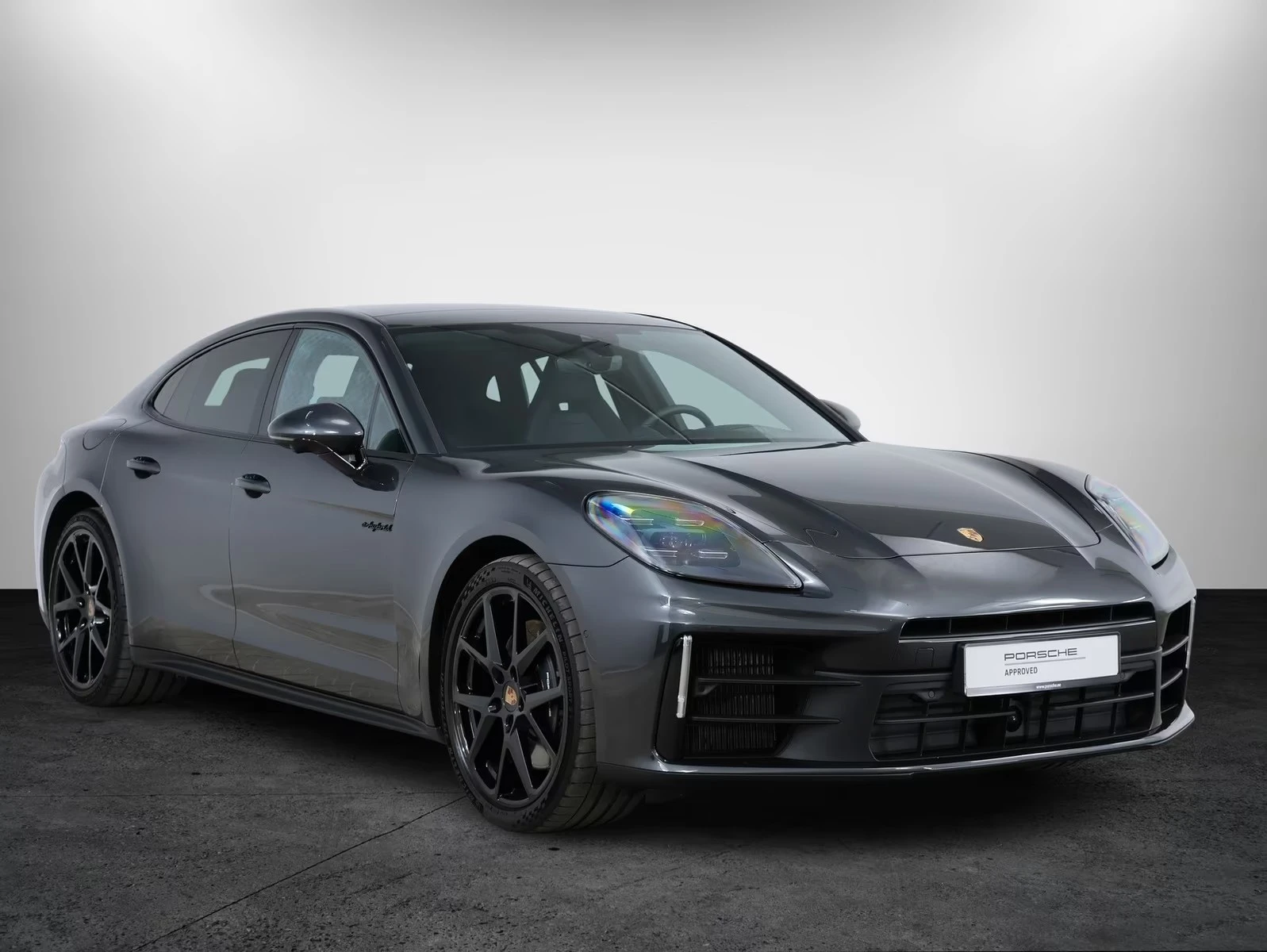 Porsche Panamera 4 E-Hybrid* BOSE* Pano* 360* Chrono, снимка 3 - Автомобили и джипове - 55217086
