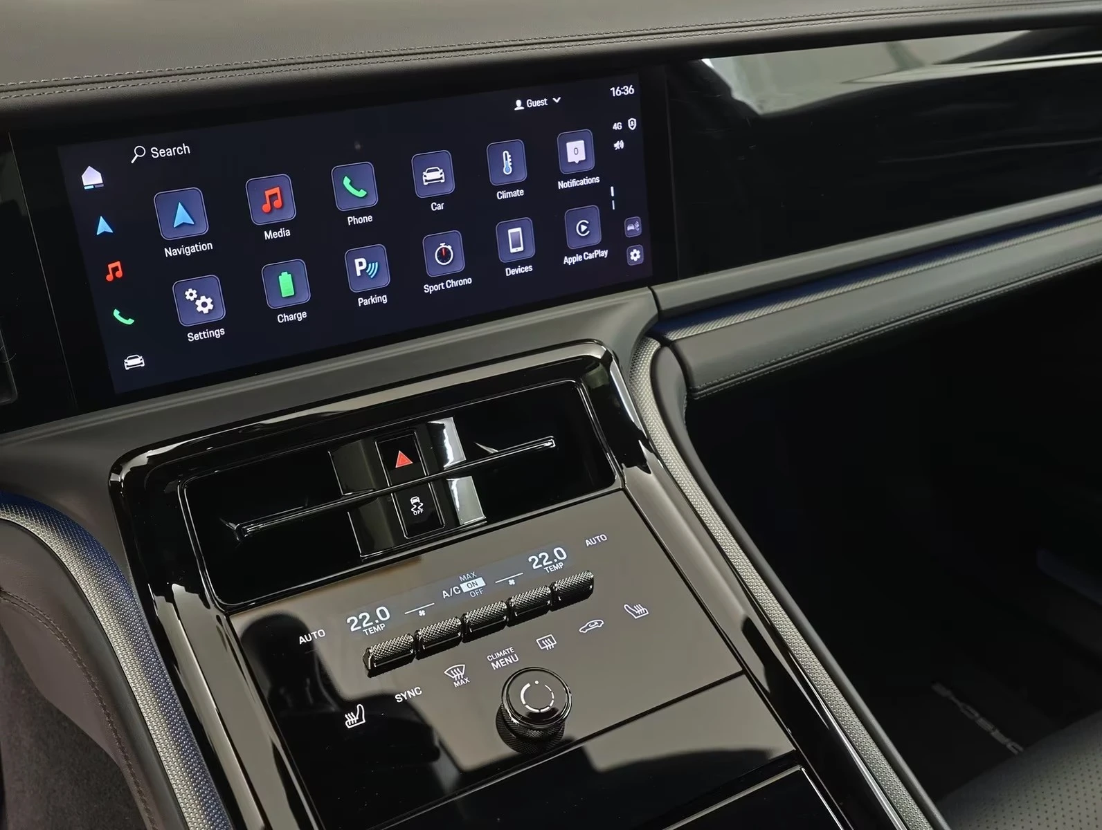 Porsche Panamera 4 E-Hybrid* BOSE* Pano* 360* Chrono, снимка 15 - Автомобили и джипове - 55217086