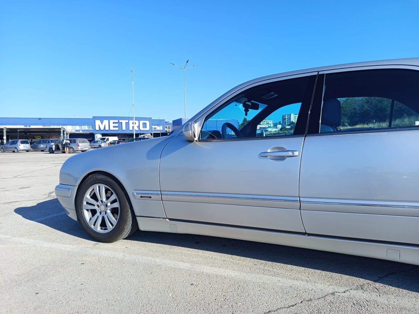 Mercedes-Benz E 200 Kompressor , снимка 9 - Автомобили и джипове - 55272183
