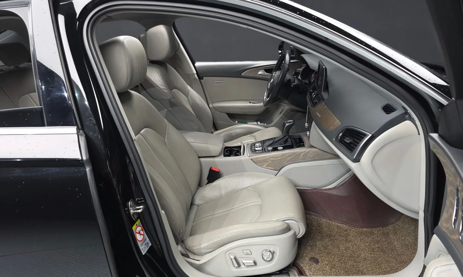 Audi A6 C7.5* MATRIX* FULL* ACC* OBDUX* UNIKAT* , снимка 11 - Автомобили и джипове - 55384684