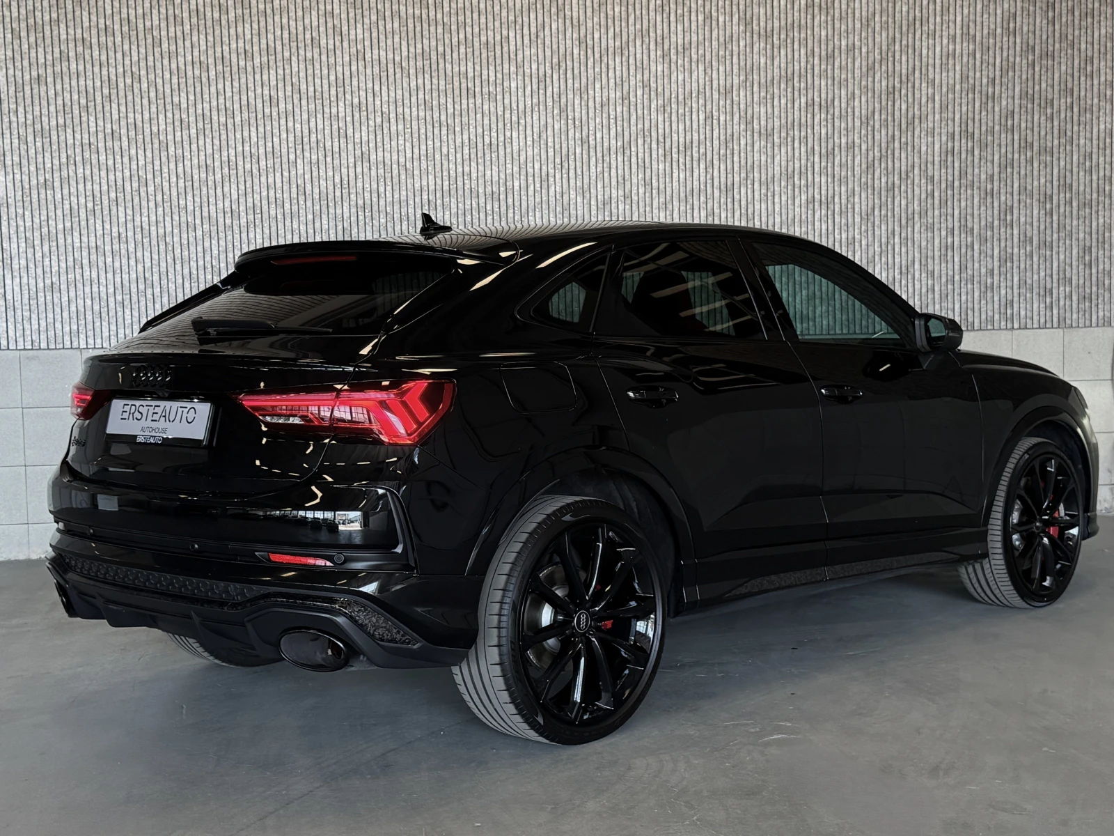 Audi RSQ3 2.5 TFSI QUATTRO PANO 360 SONOS , снимка 5 - Автомобили и джипове - 55447887