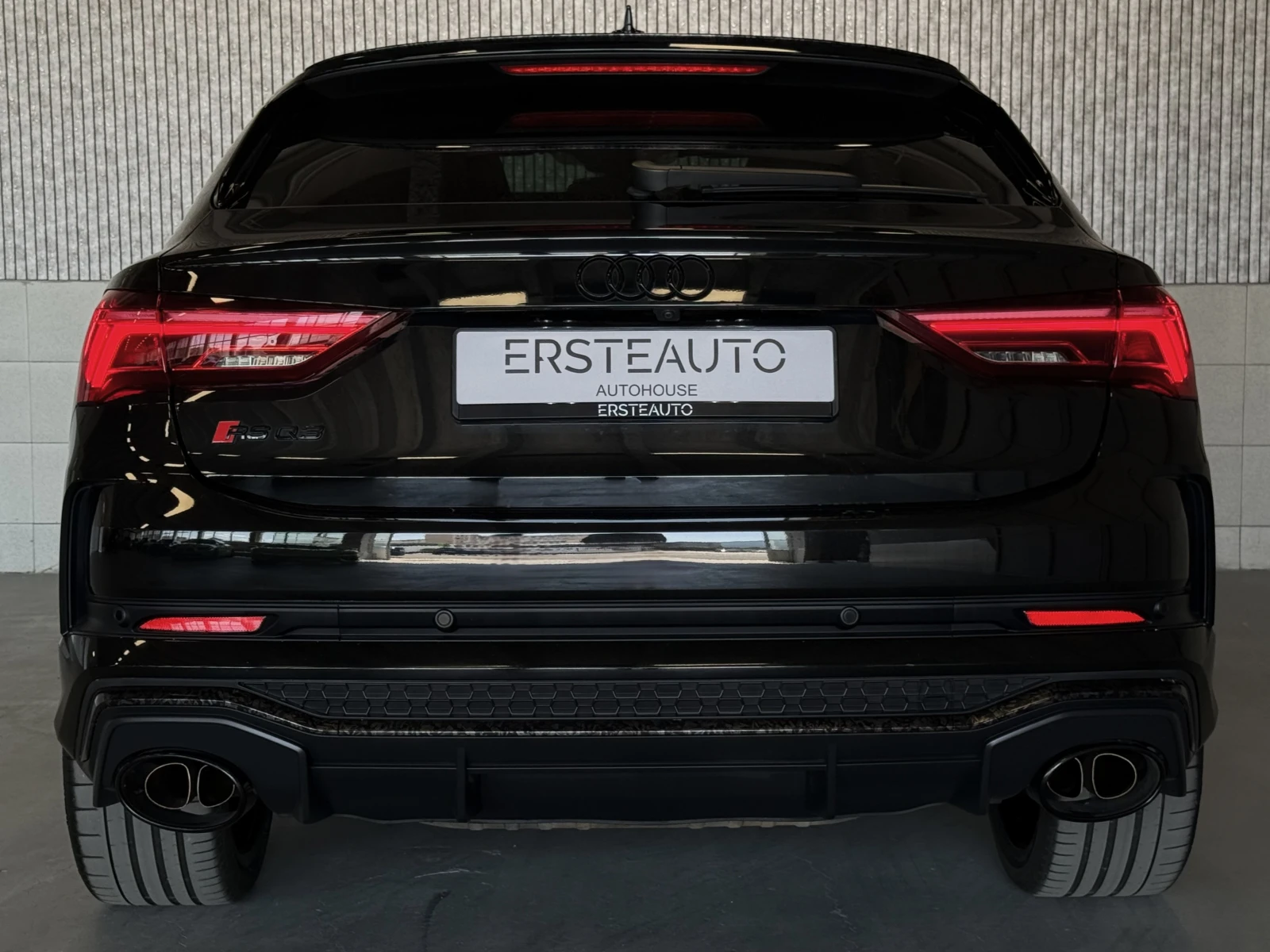 Audi RSQ3 2.5 TFSI QUATTRO PANO 360 SONOS , снимка 4 - Автомобили и джипове - 55447887
