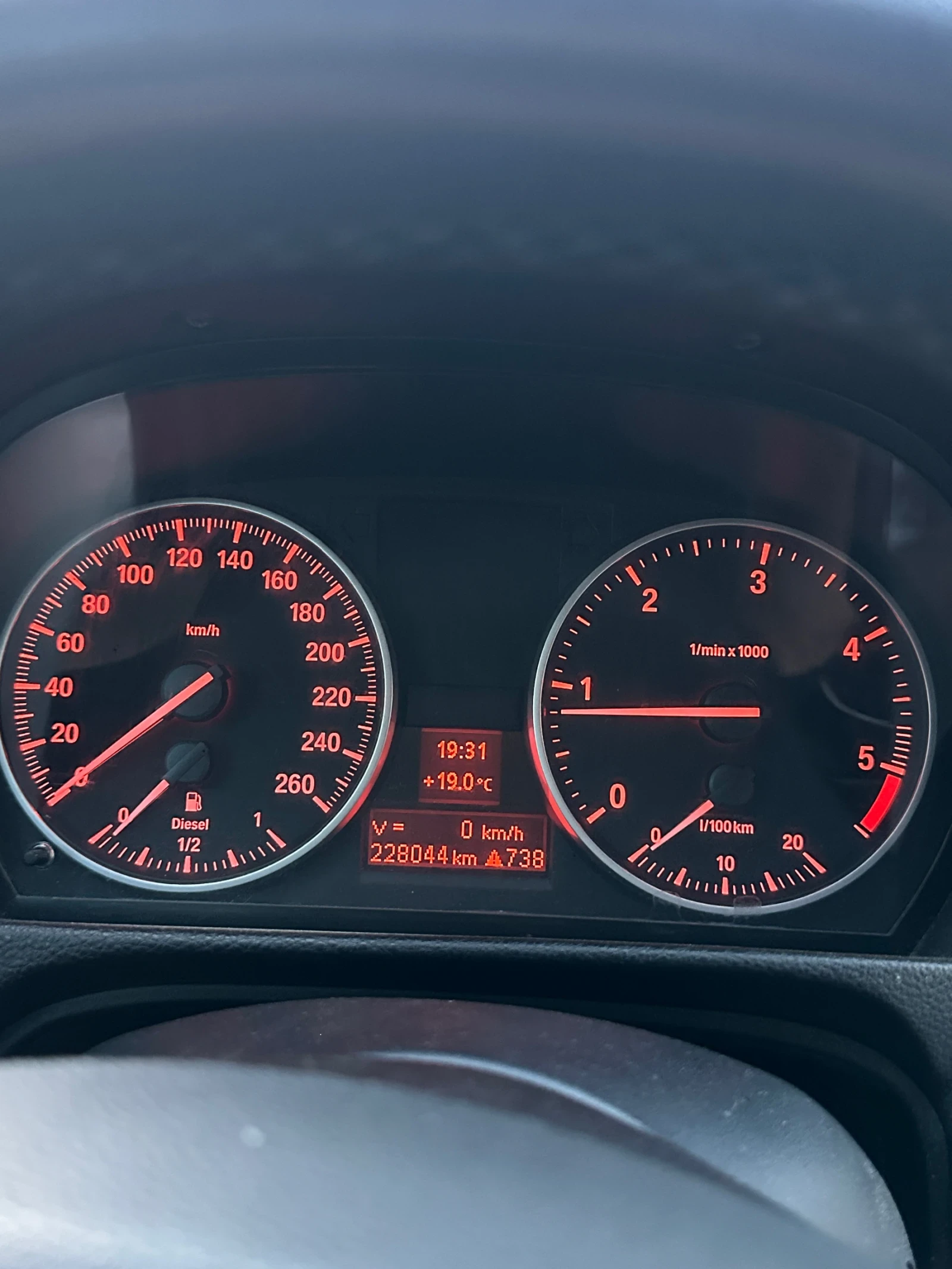 BMW 320, снимка 15 - Автомобили и джипове - 56066913