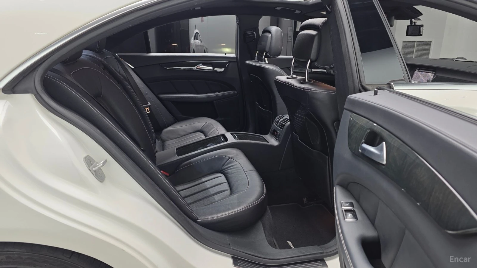 Mercedes-Benz CLS 350 AMG PKG * ����������* * ���� �� ��*  | Mobile.bg � ����������� 11