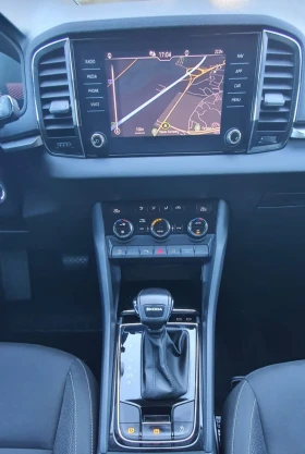 Skoda Karoq 2.0TDI EVO SCR 7DSG EXEQUTIVE, снимка 12