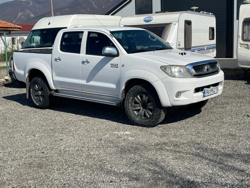 Toyota Hilux, снимка 8 - Автомобили и джипове - 47445443