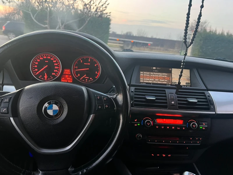 BMW X5, снимка 13 - Автомобили и джипове - 48144329