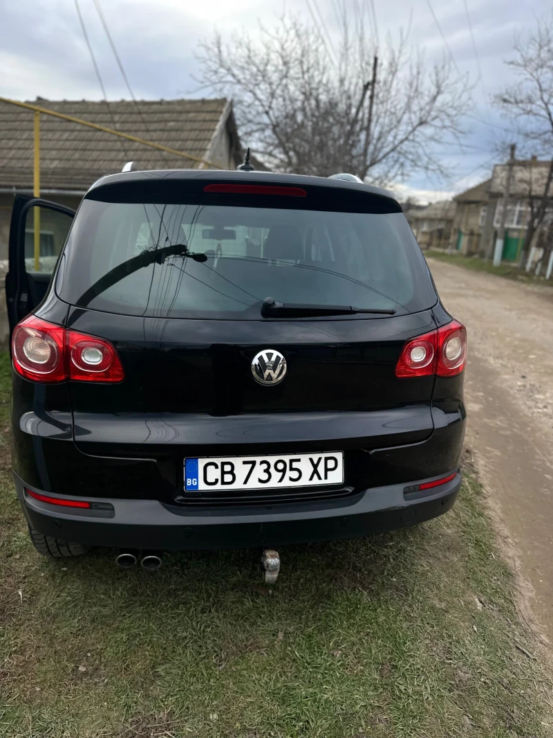 VW Tiguan Продавам собствената си кола volkswagen tiguan 2.0, снимка 5 - Автомобили и джипове - 48749087