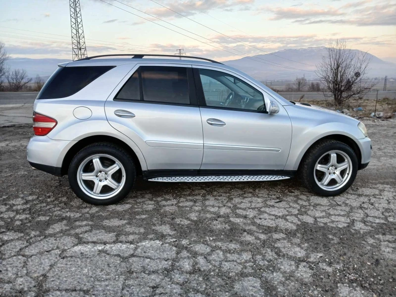 Mercedes-Benz ML 320 4matic, снимка 11 - Автомобили и джипове - 49064224