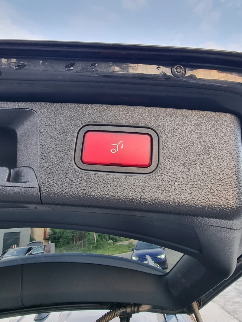 Mercedes-Benz GLK 350CDI* AMG* DESIGNO* EDITION1* 7G TRONIK* F1, снимка 17 - Автомобили и джипове - 50181744