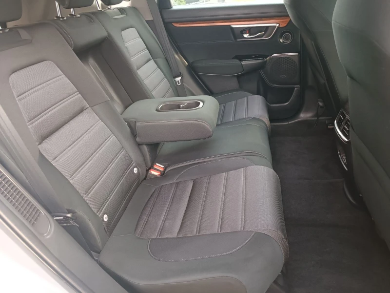 Honda Cr-v 2.0 Hybrid, снимка 11 - Автомобили и джипове - 51868908