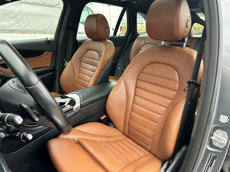 Mercedes-Benz GLC 300 250* AMG LINE* 4MATIC* 9G* DISTRONIC* PANO* , снимка 11 - Автомобили и джипове - 52005403
