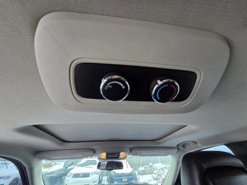 Dodge Durango * R/T, NO ACCIDENTS, ФИНАНСИРАНЕ * , снимка 15 - Автомобили и джипове - 52691202