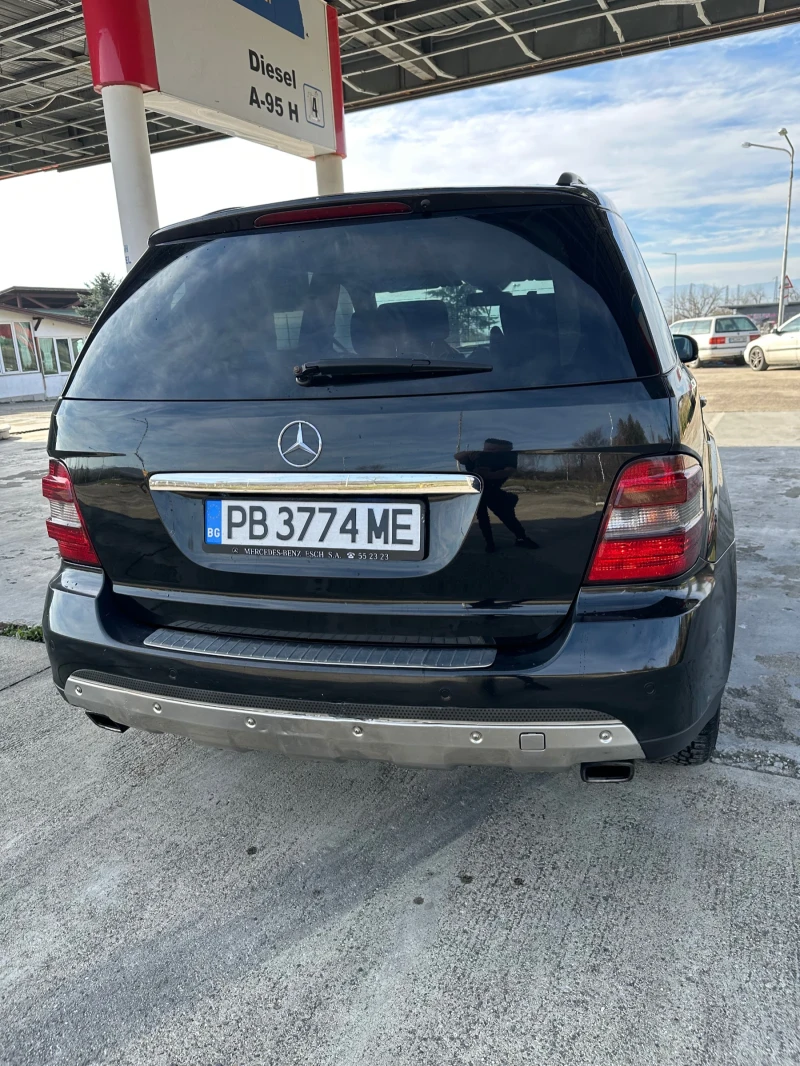 Mercedes-Benz ML 320, снимка 4 - Автомобили и джипове - 52991846