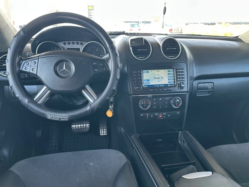 Mercedes-Benz ML 320, снимка 8 - Автомобили и джипове - 52991846