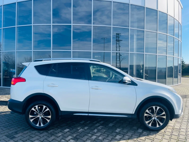 Toyota Rav4 D-4D 124 k.с. White Edition, снимка 7 - Автомобили и джипове - 53505433