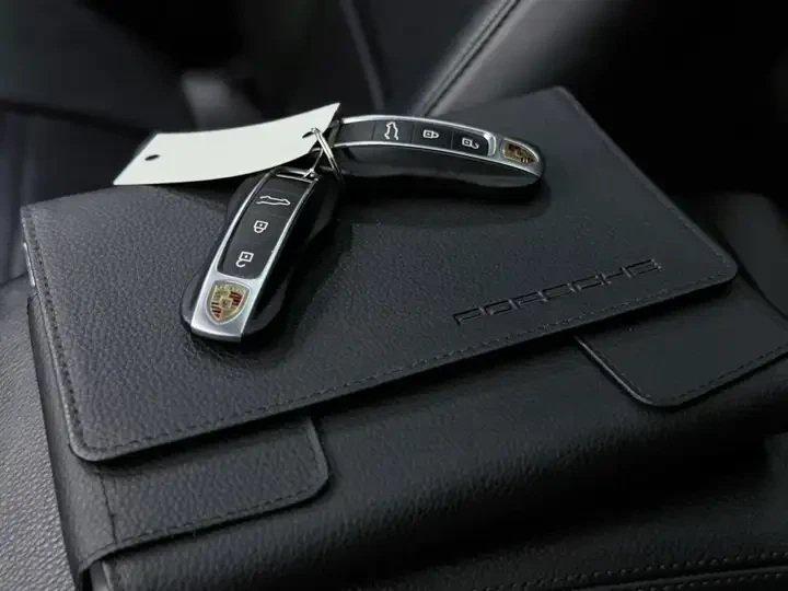 Porsche Cayenne Coupe * Фиксирана цена до БГ * Без инциденти * , снимка 16 - Автомобили и джипове - 54288657