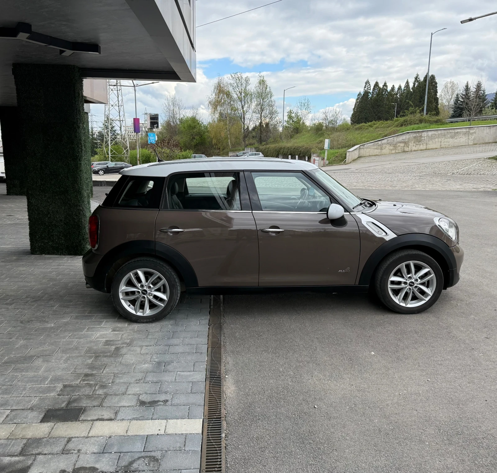 Mini Countryman 1.6D ALL4 4X4 - изображение 6