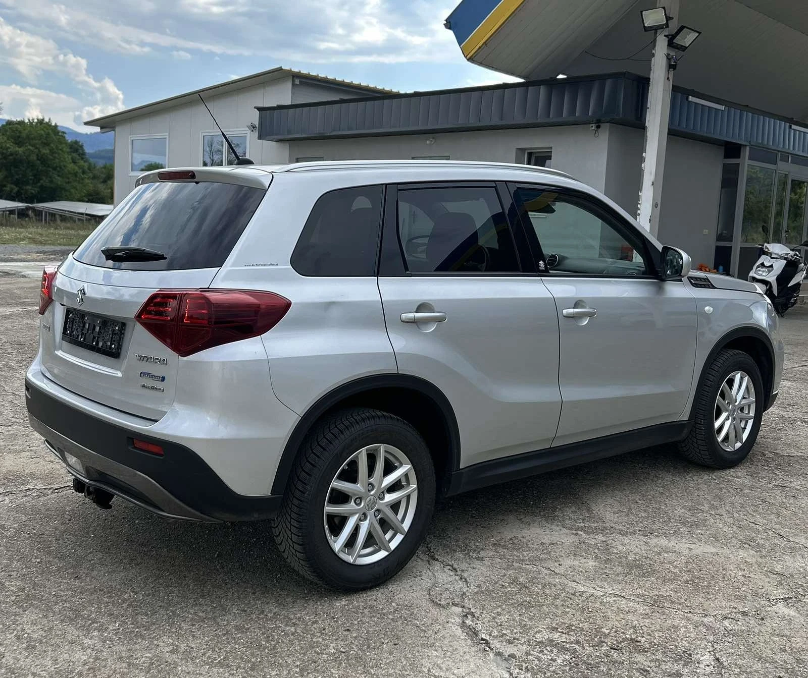 Suzuki Vitara HYBRID, 140к.с., 2020г. - изображение 4