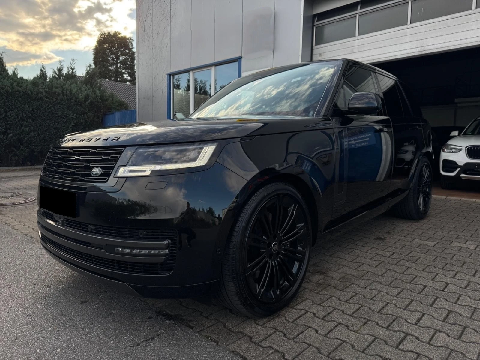 Land Rover Range rover P530 LONG/AUTOBIO/MERIDIAN/PANO/HEAD UP/TV/360/ - изображение 2