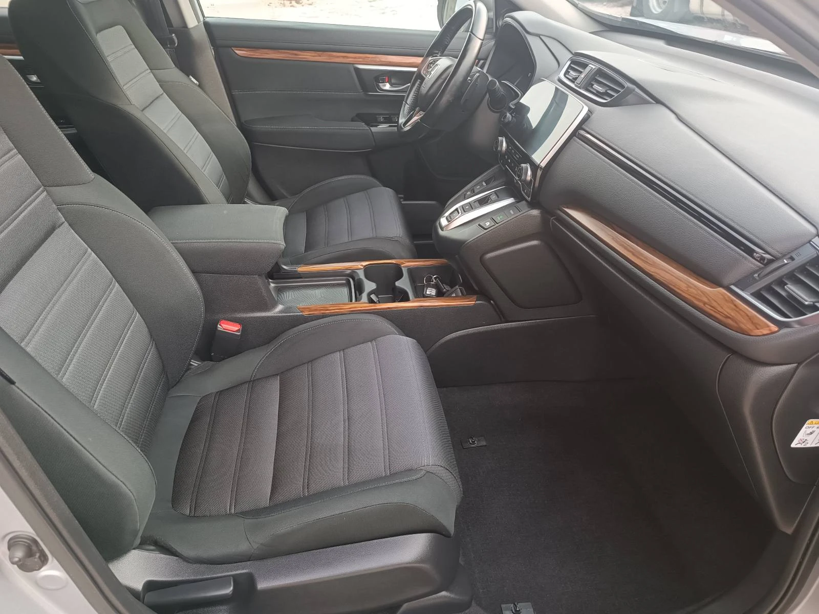 Honda Cr-v 2.0 Hybrid - изображение 10