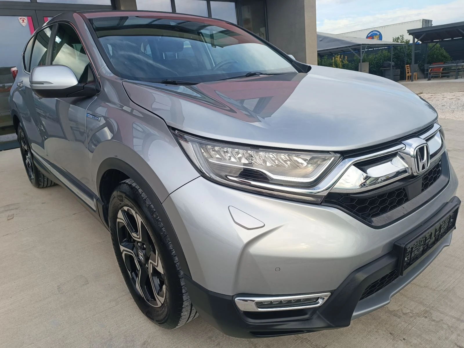 Honda Cr-v 2.0 Hybrid - изображение 3