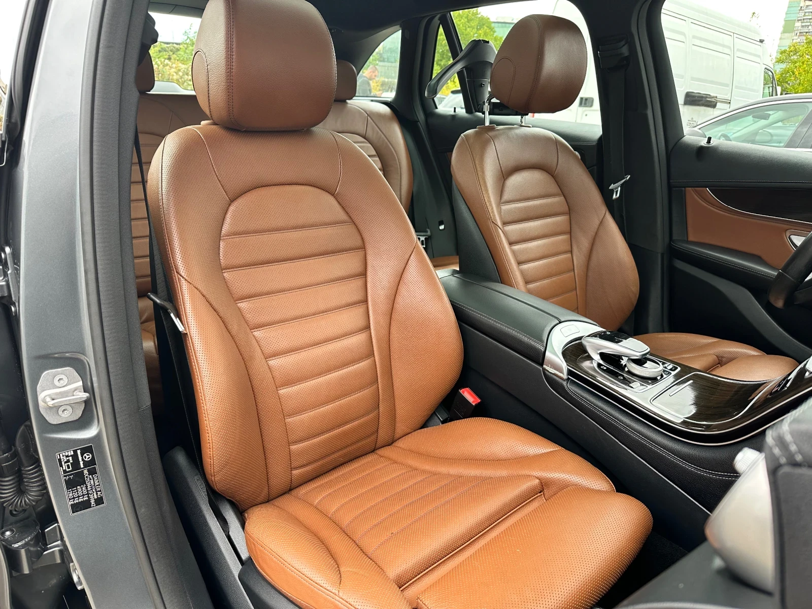 Mercedes-Benz GLC 250* AMG LINE* 4MATIC* 9G* DISTRONIC* PANO*  | Mobile.bg   12